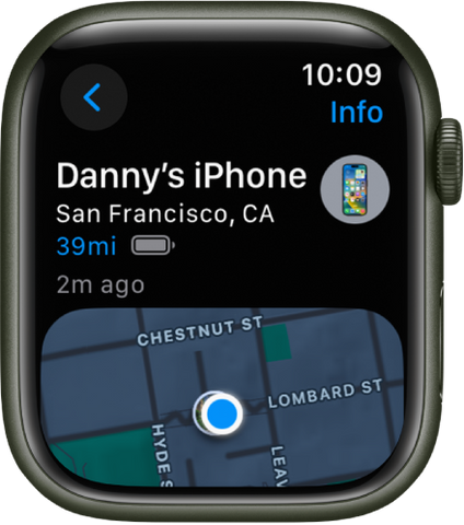 Apple Watch displaying the location of someones iPhone via the "Find My" app