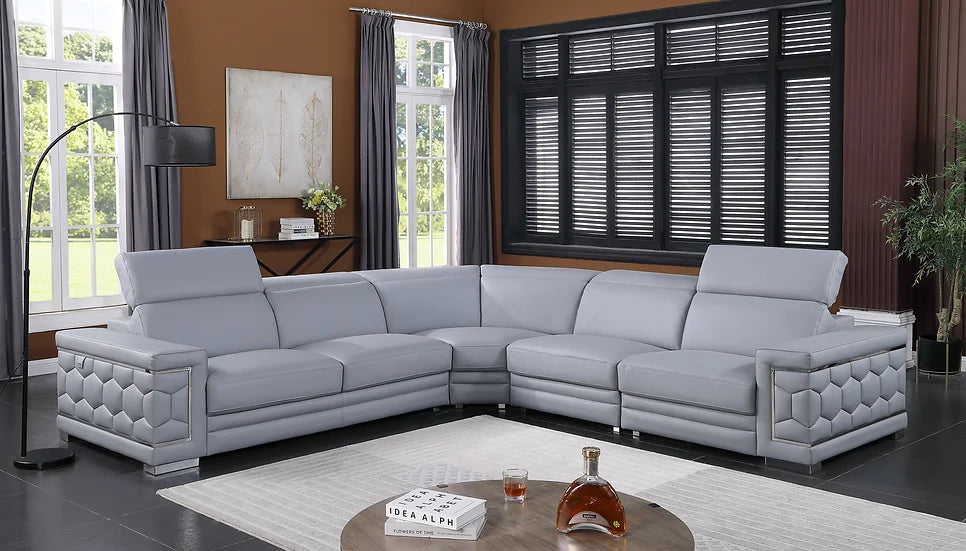 Sectional in Favo (LT. Blue)