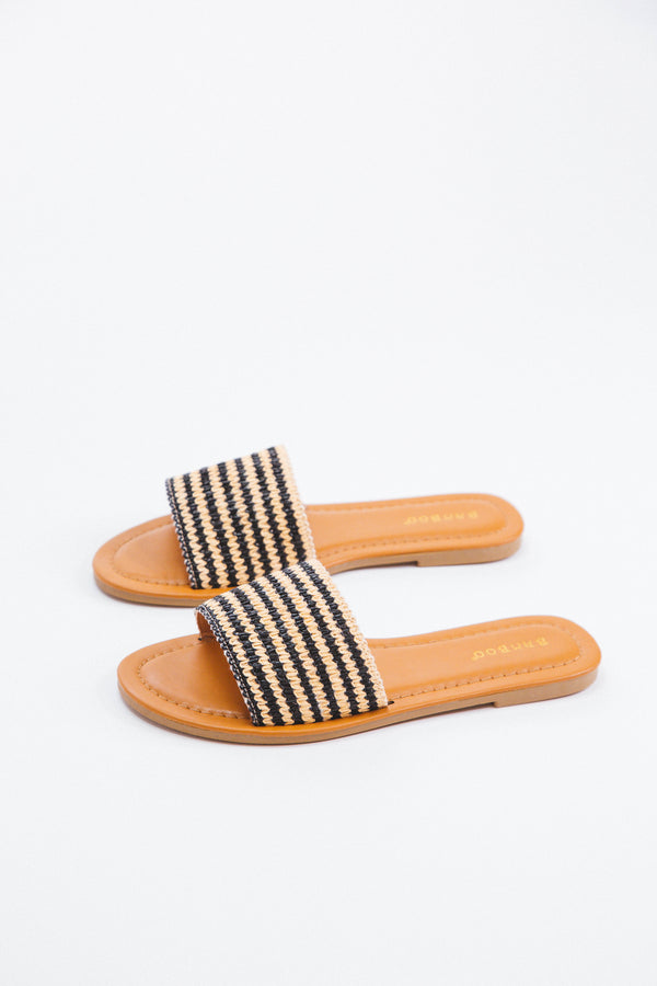 Shop Sandals | Women's Shoes – North & Main Clothing Company