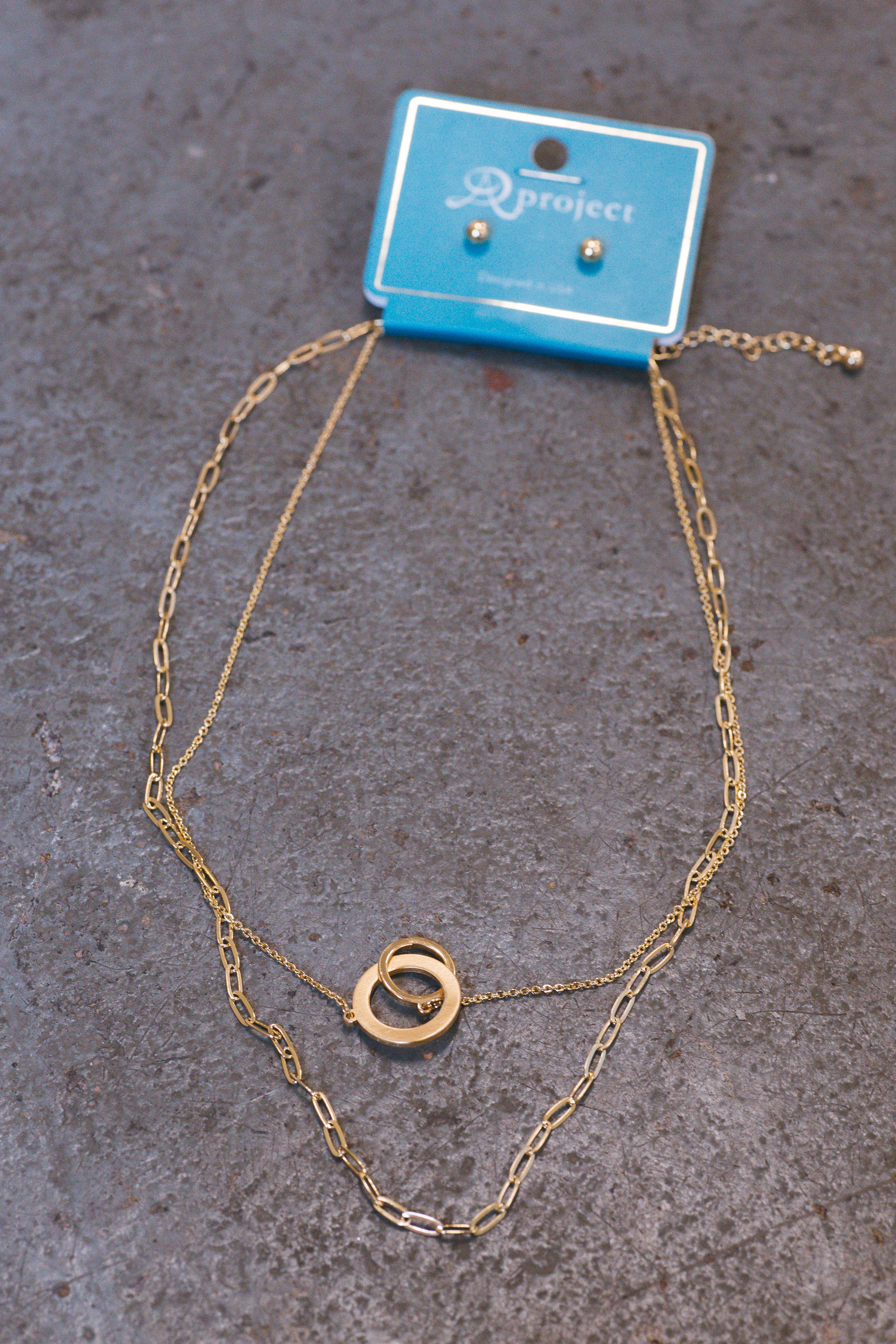 Luv Quinn Open Circle Layer Chain Necklace, Gold