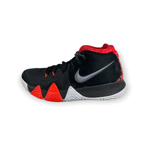 tweedehands NIKE KYRIE 4 - MAAT 42.5