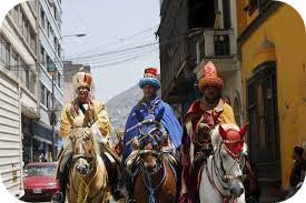 parade on horseback 