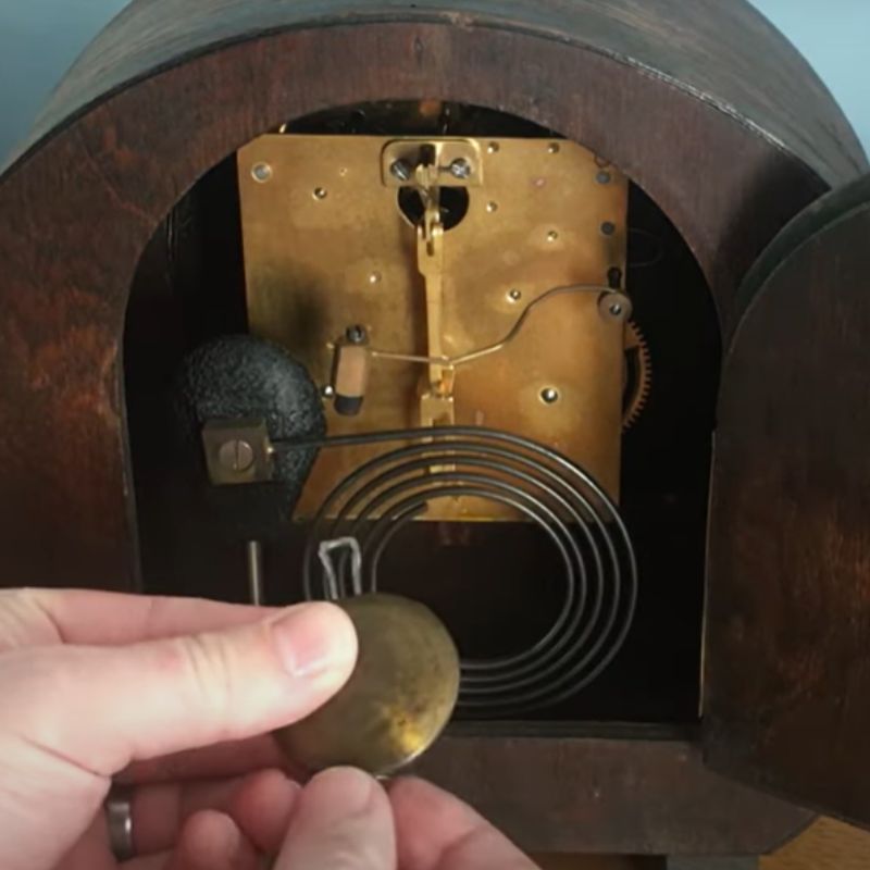 how to slow down pendulum clock