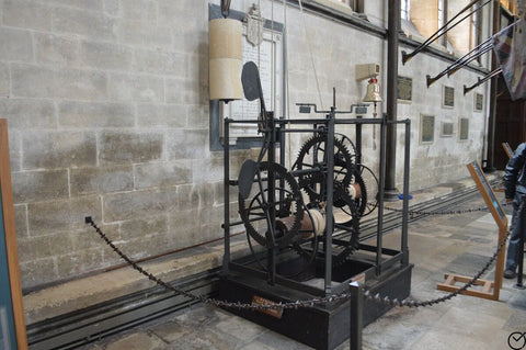 salisbury cathedral clock