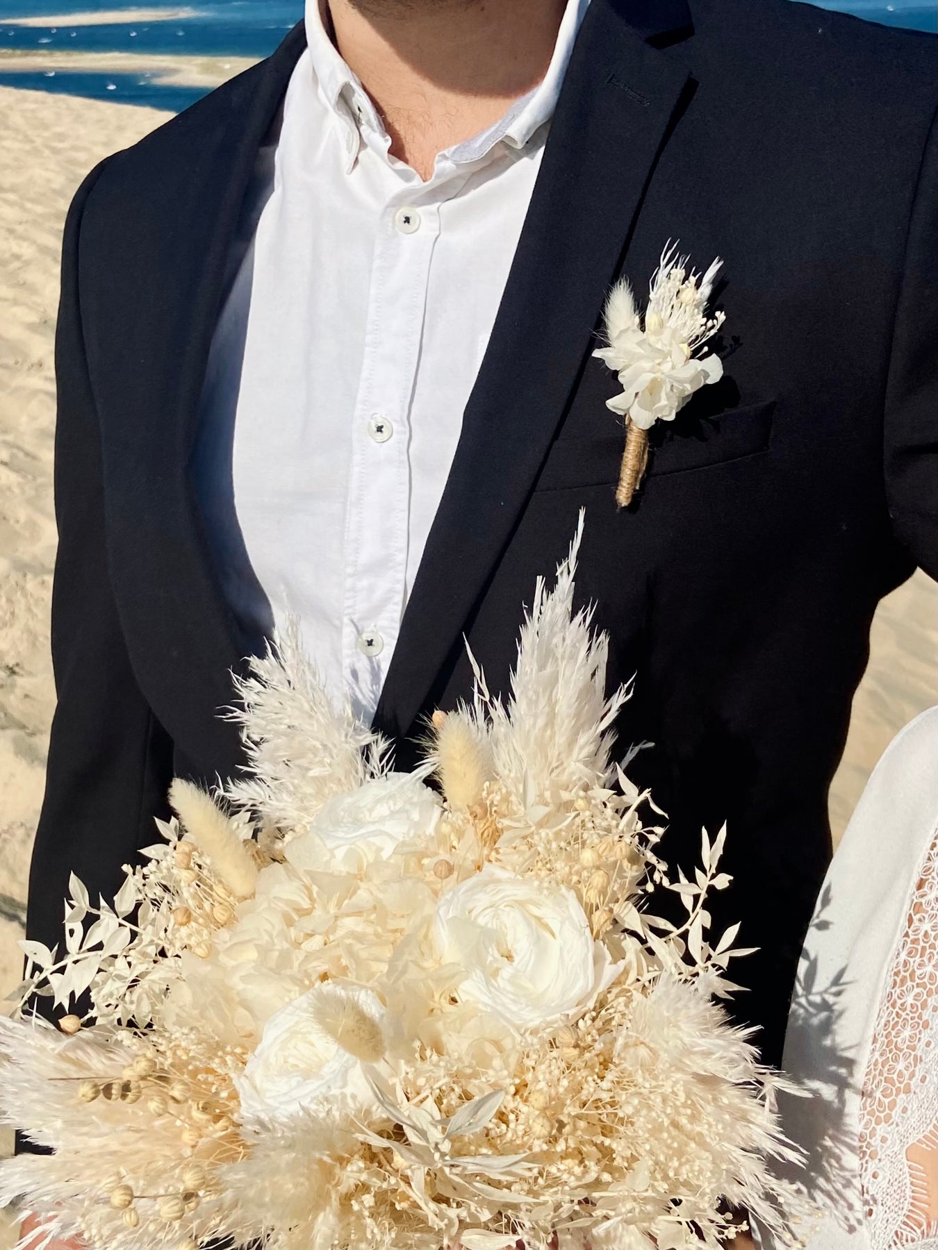 Boutonnière marié en fleurs séchées Nacre – La Casa Pampa