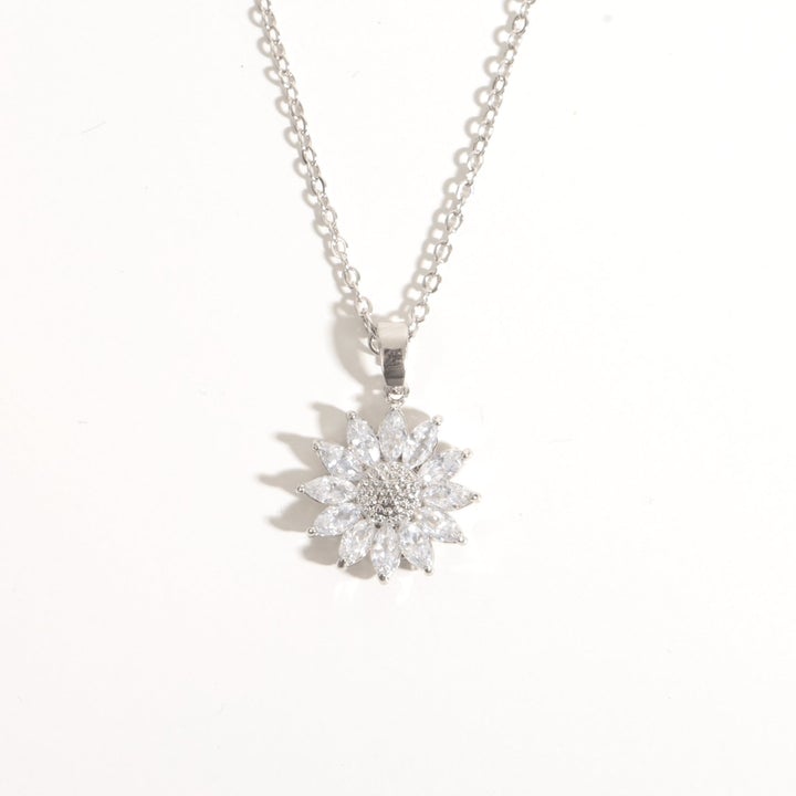 Collar de Girasol de Cristal en Oro y Plata – Bella's México