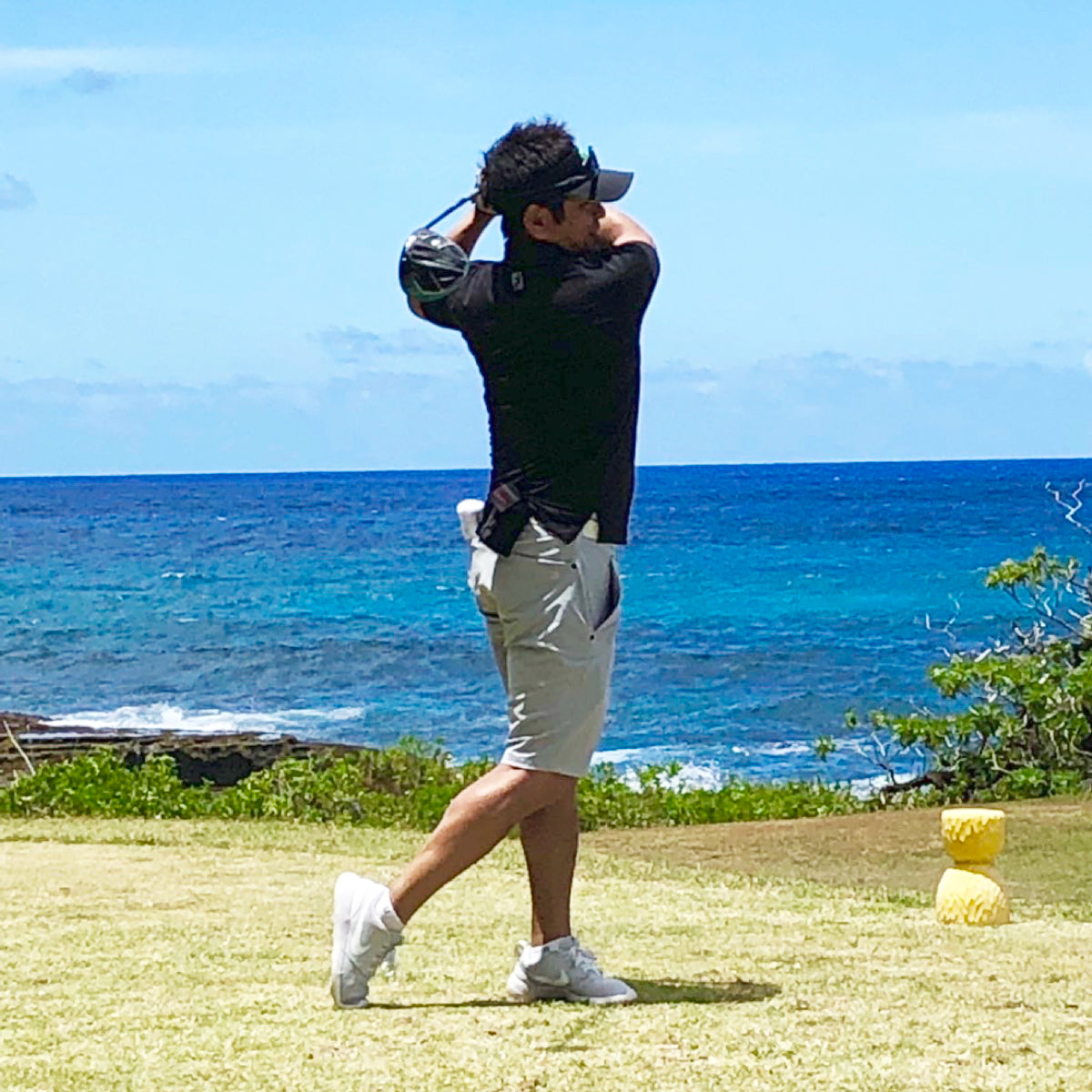 ハワイでゴルフを楽しむ