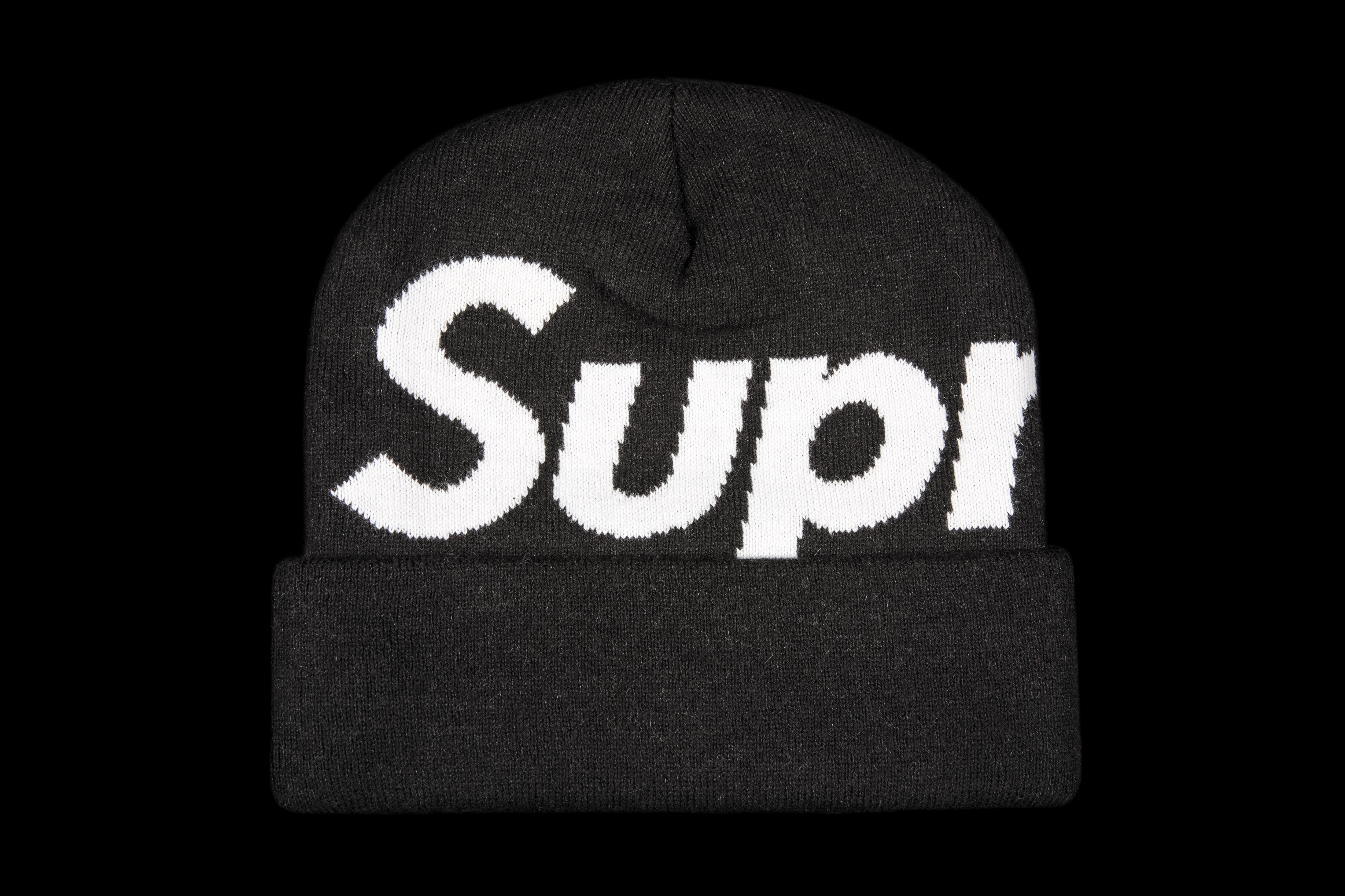 SUPREME BIG LOGO BEANIE