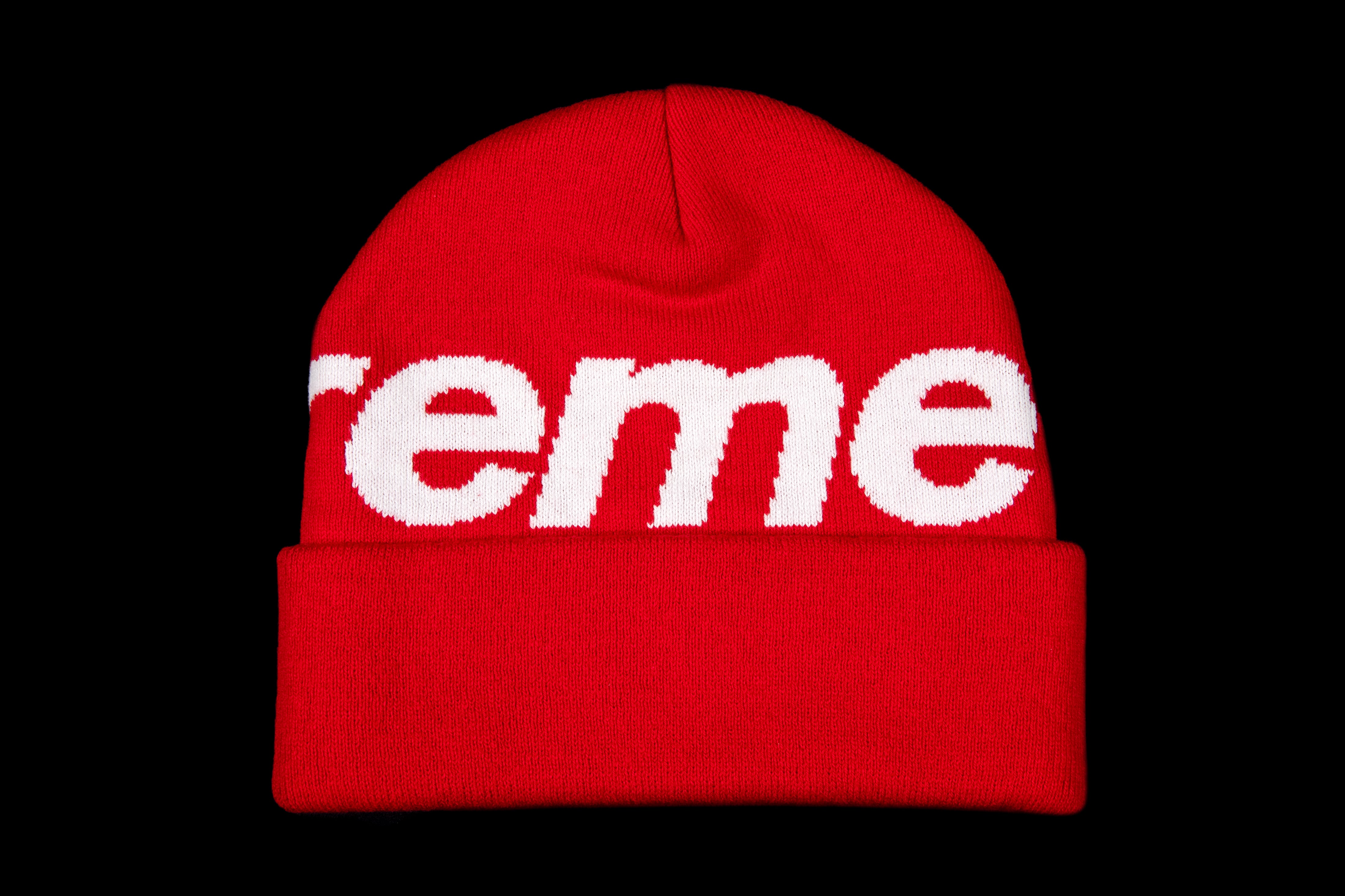 SUPREME BIG LOGO BEANIE