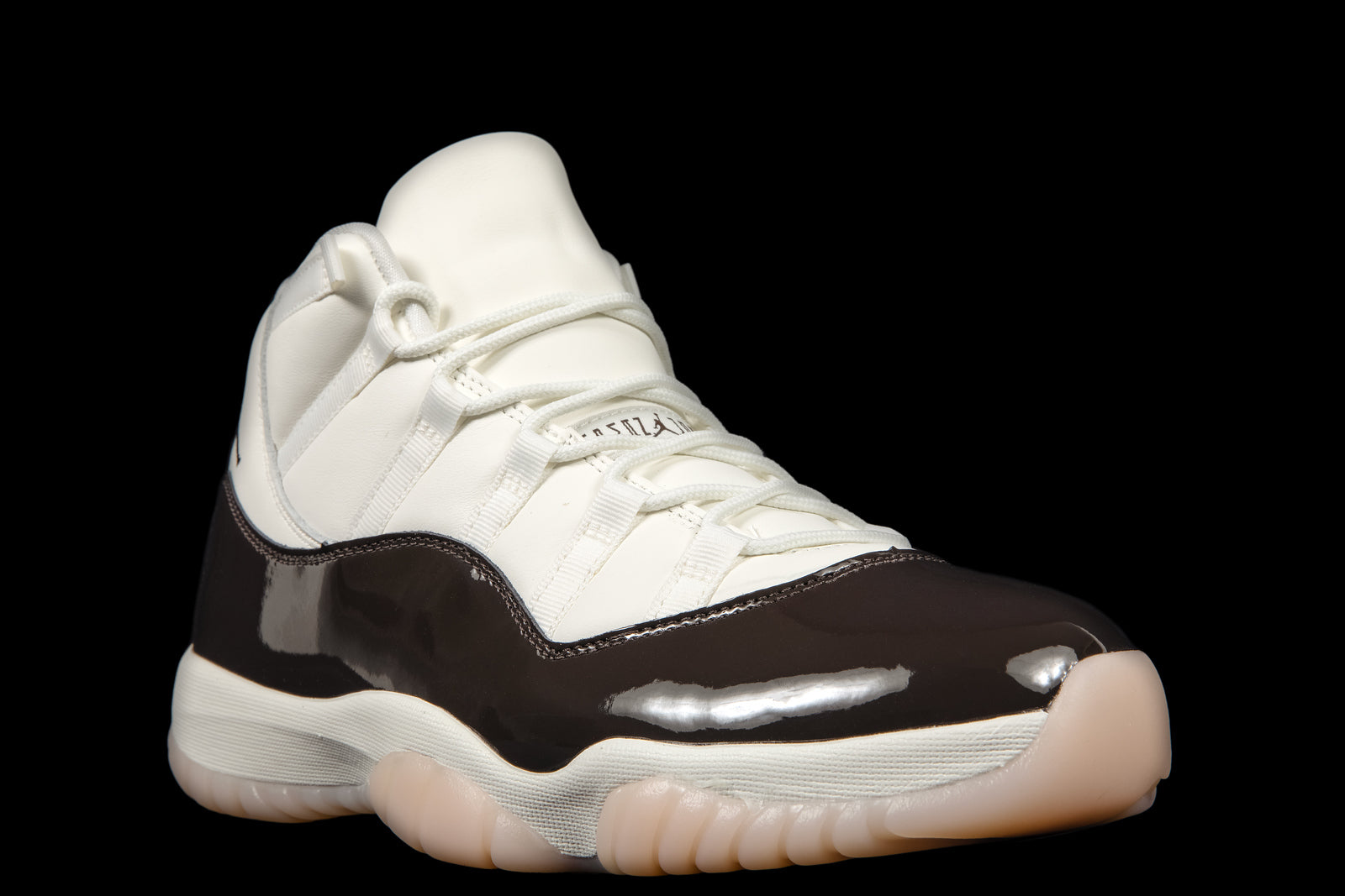 WOMENS AIR JORDAN 11 RETRO