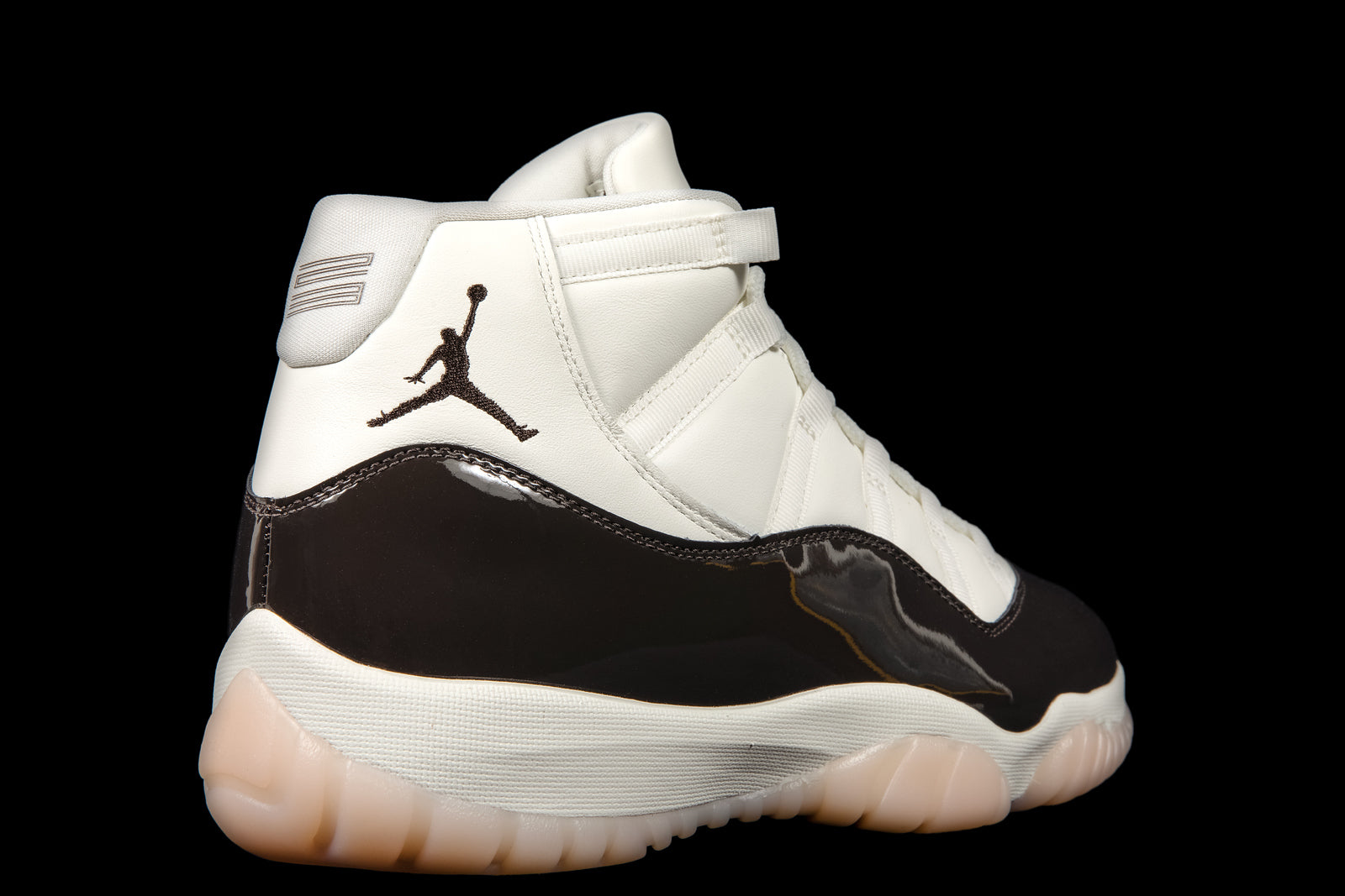 WOMENS AIR JORDAN 11 RETRO