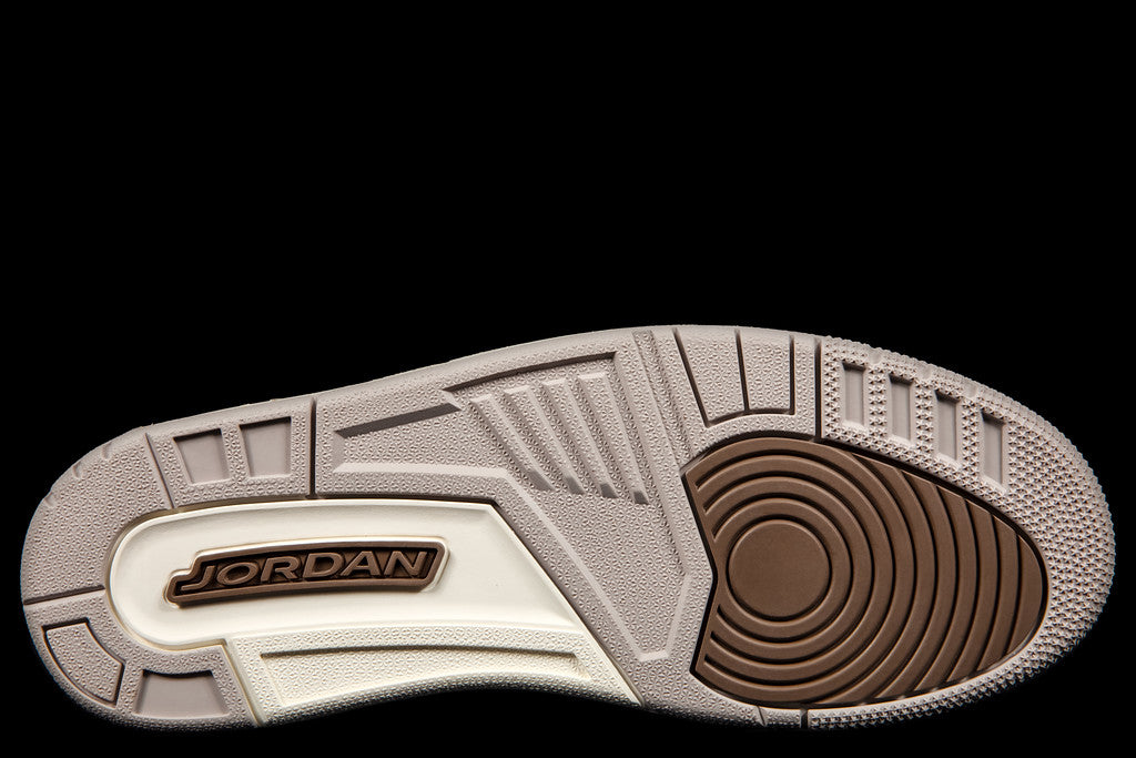 Size 9.5 - Jordan 3 Retro Mid Palomino - OreWood Brown 