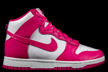 WOMENS NIKE DUNK HIGH