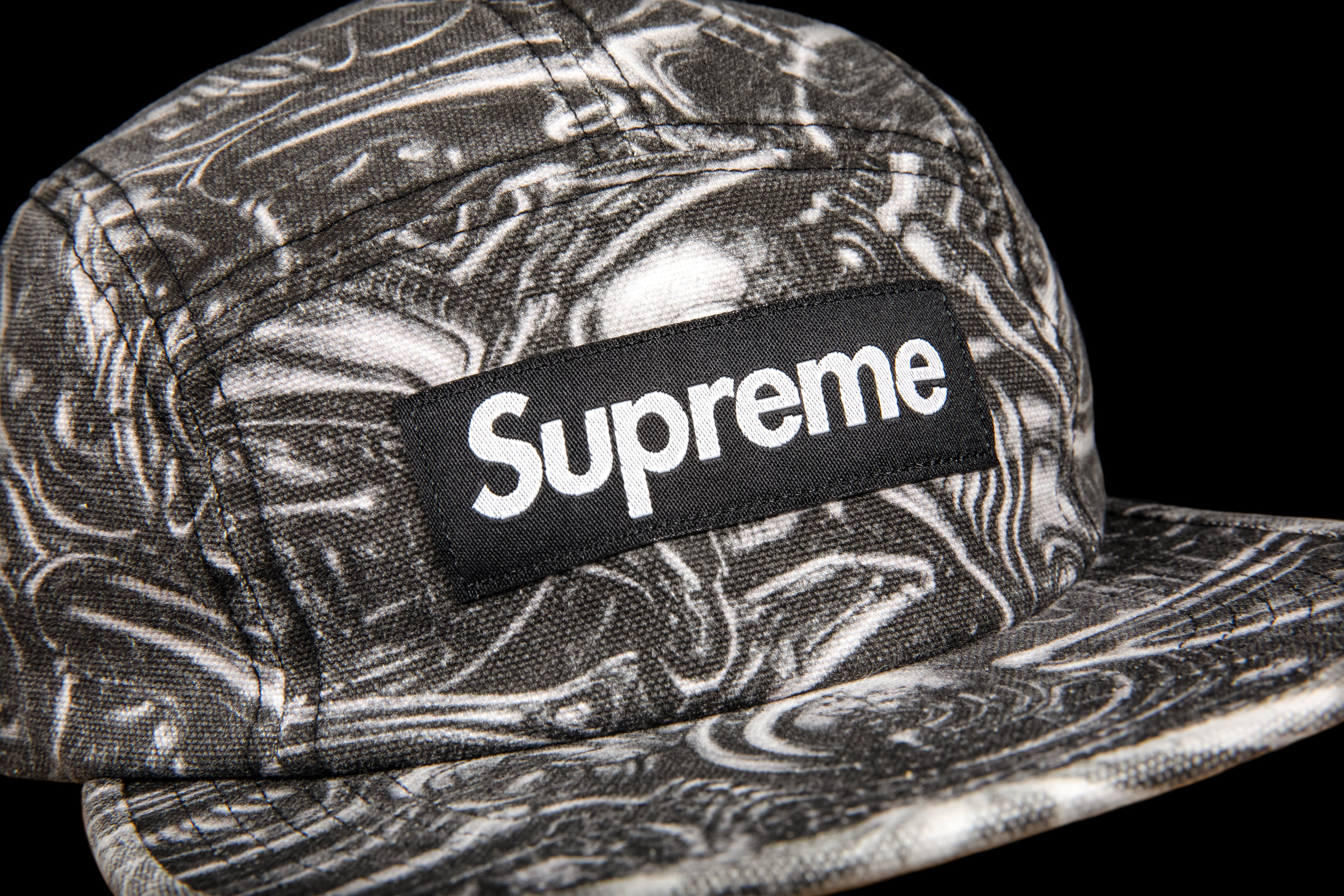 SUPREME H.R. GIGER CAMP CAP