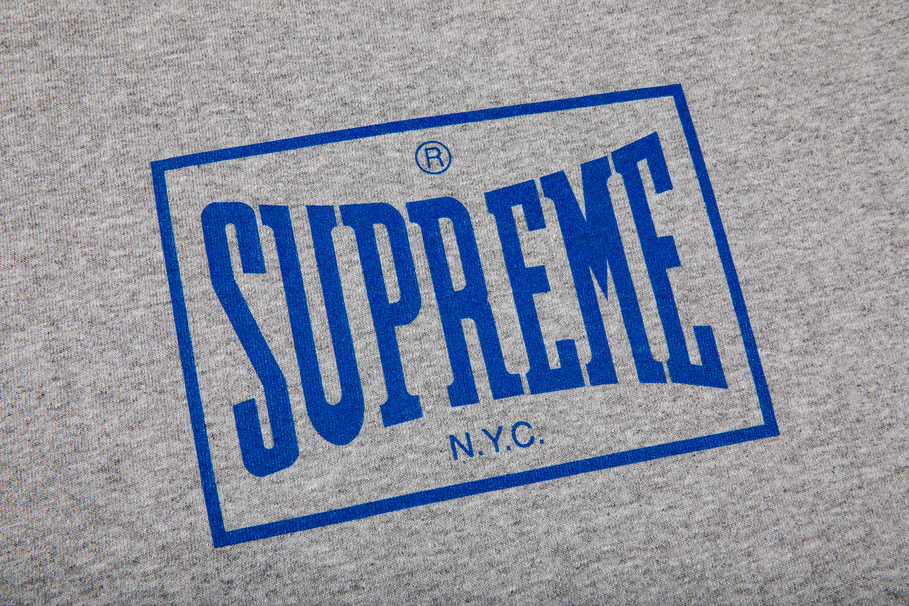 SUPREME WARM UP TEE