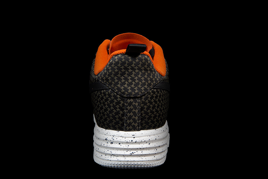 NIKE LUNAR FORCE 1 UNDEFEATED SP