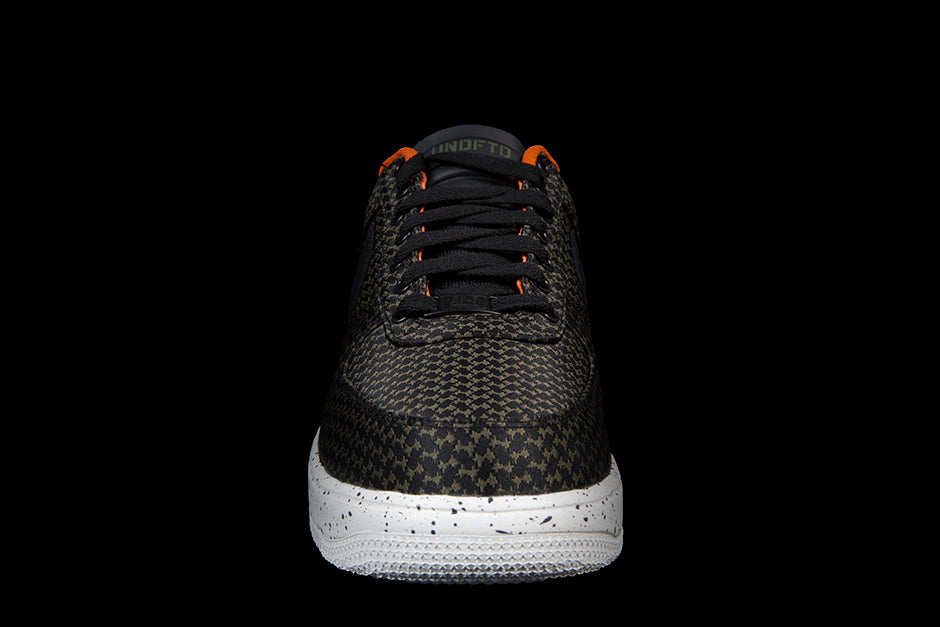 NIKE LUNAR FORCE 1 UNDEFEATED SP