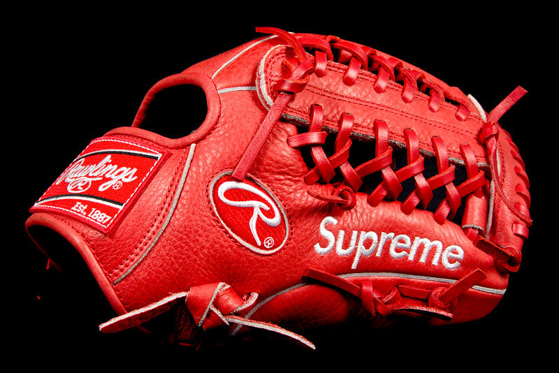 SUPREME RAWLINGS PLAYER PREFFERED 12IN. BASEBALL GLOVE