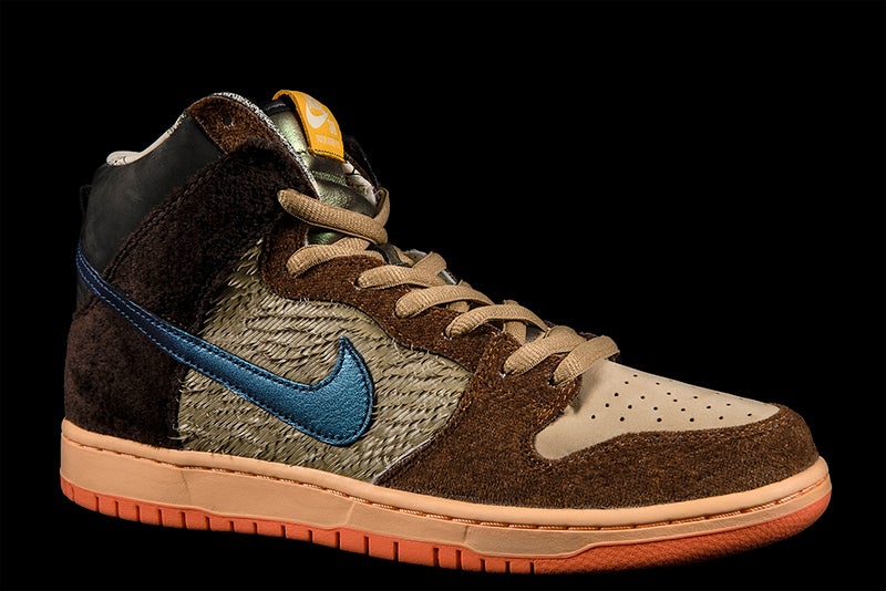 NIKE SB DUNK HIGH PRO QS