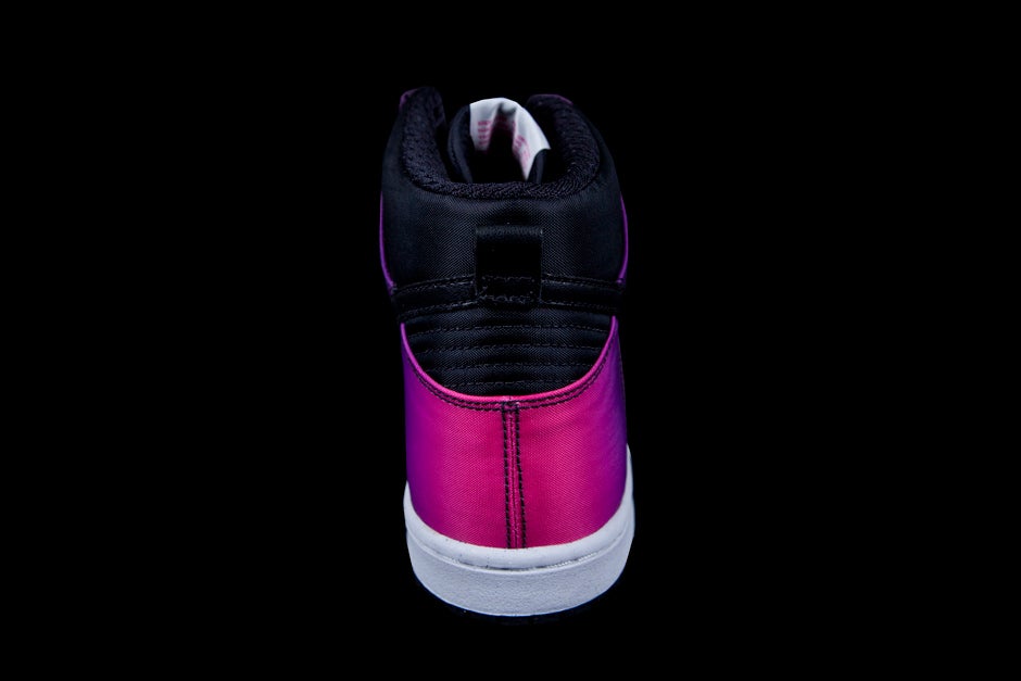 NIKE WOMENS DUNK HIGH PREMIUM