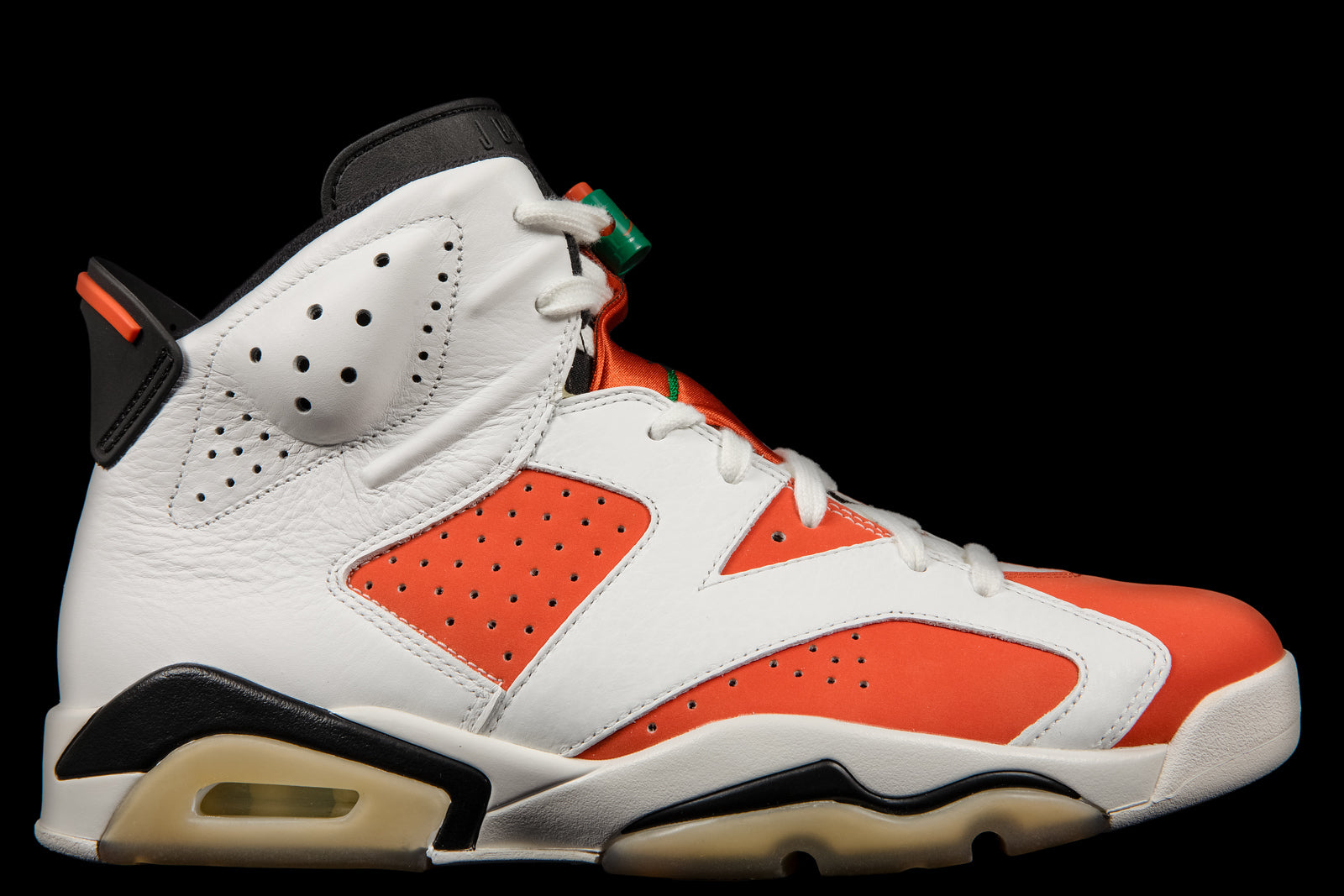 AIR JORDAN 6 RETRO