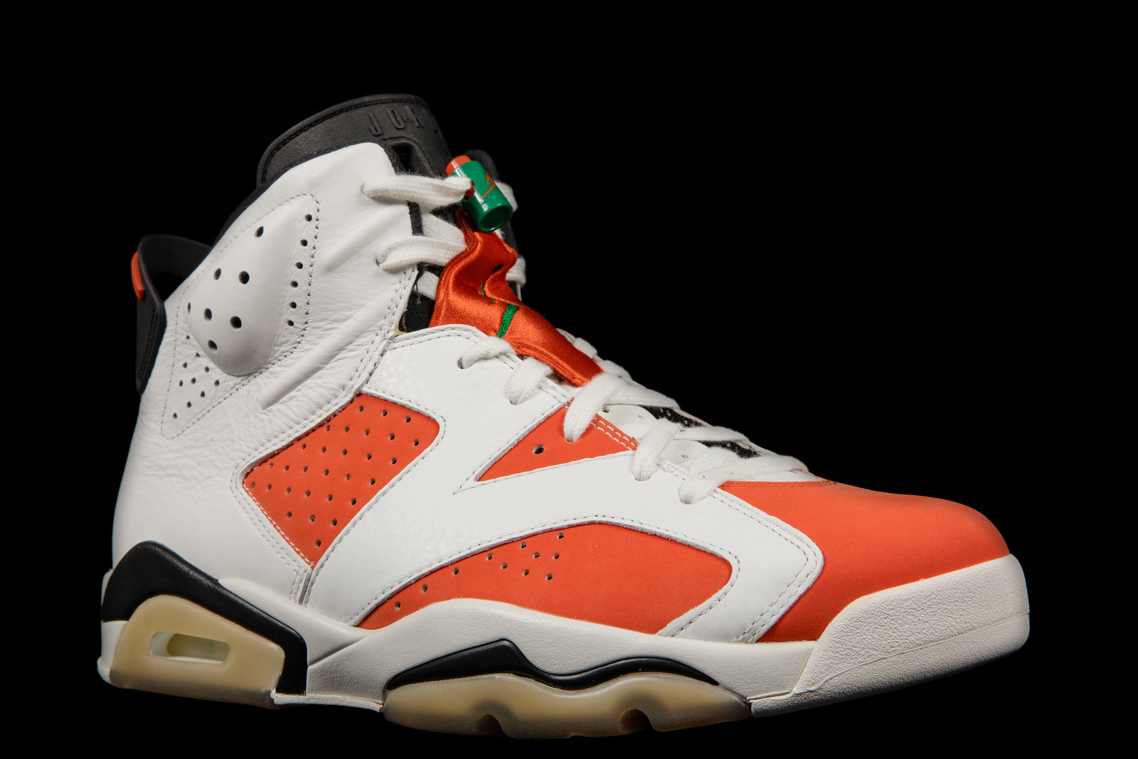 AIR JORDAN 6 RETRO