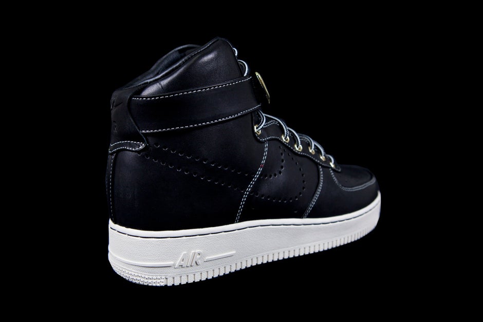 NIKE AIR FORCE 1 HIGH PREMIUM LE