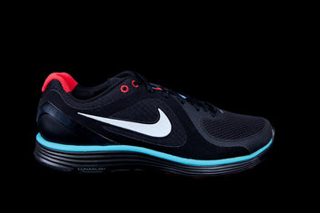 NIKE LUNARSWIFT+