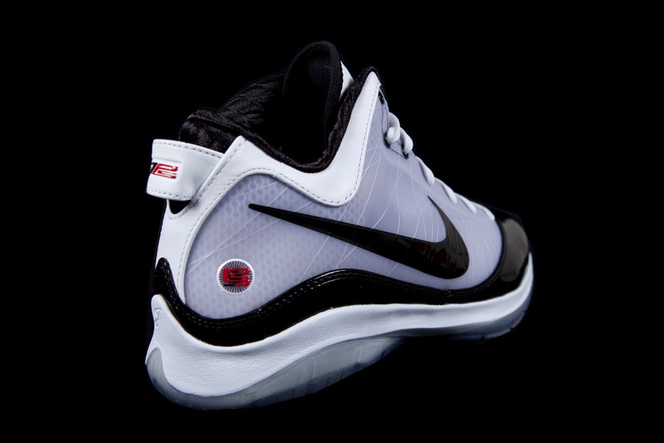 NIKE LEBRON VII P.S. (POP)