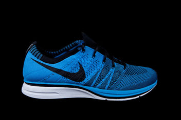 NIKE FLYKNIT TRAINER+