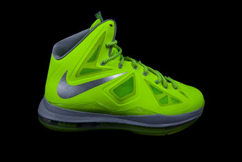 NIKE LEBRON X