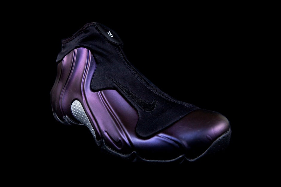 NIKE AIR FLIGHTPOSITE