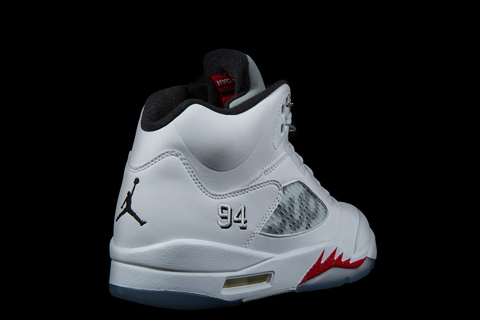 AIR JORDAN 5 RETRO SUPREME