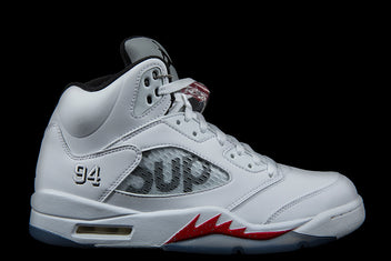 AIR JORDAN 5 RETRO SUPREME