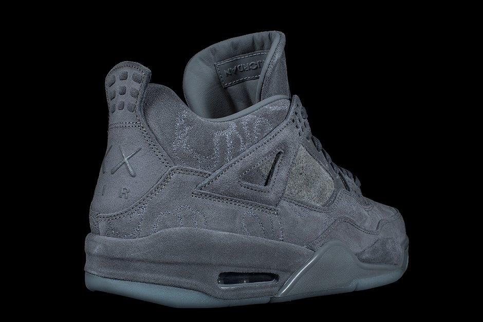 AIR JORDAN 4 RETRO KAWS