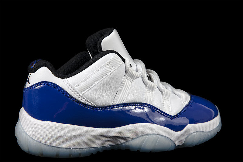 WOMENS AIR JORDAN 11 RETRO LOW