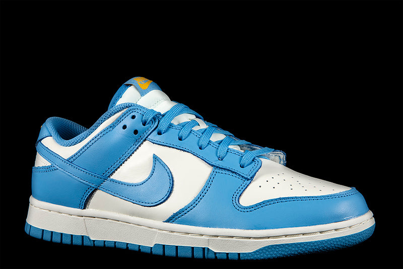 WOMENS NIKE DUNK LOW