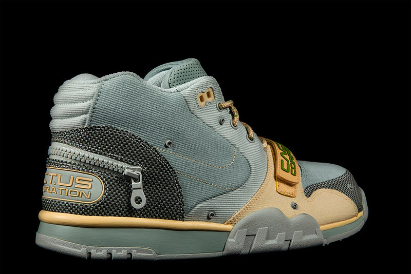 NIKE AIR TRAINER 1 / CJ