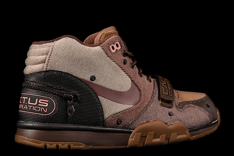 NIKE AIR TRAINER 1 / CJ