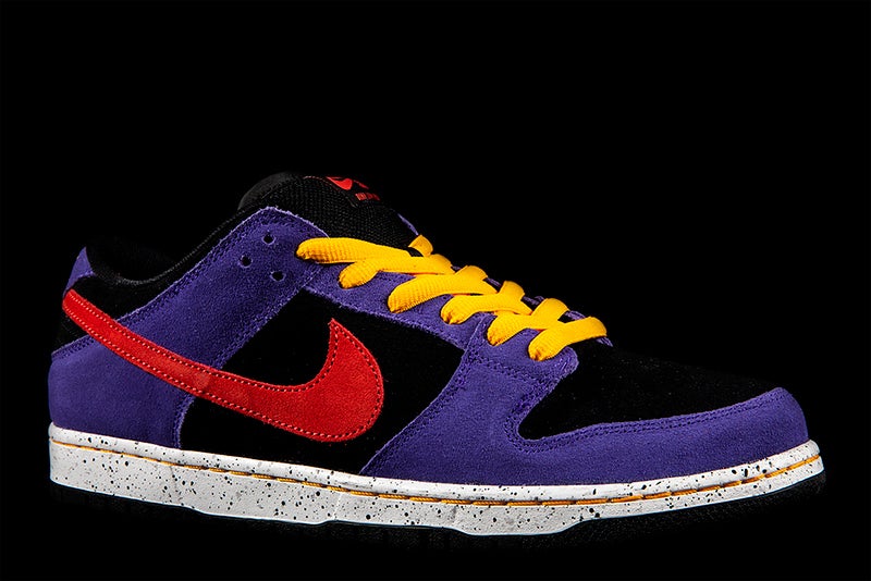 NIKE SB DUNK LOW PRO