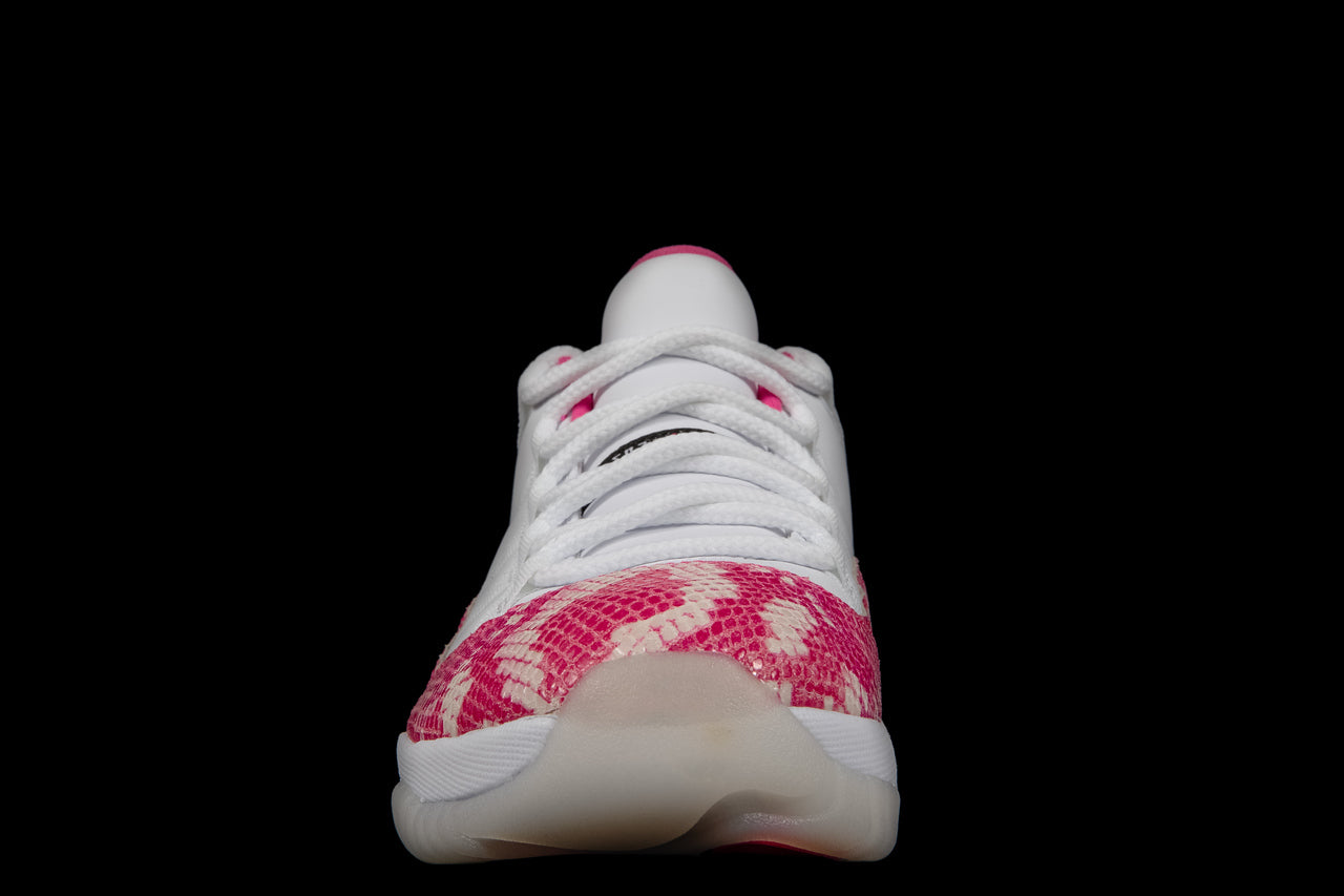 WOMENS AIR JORDAN 11 RETRO LOW