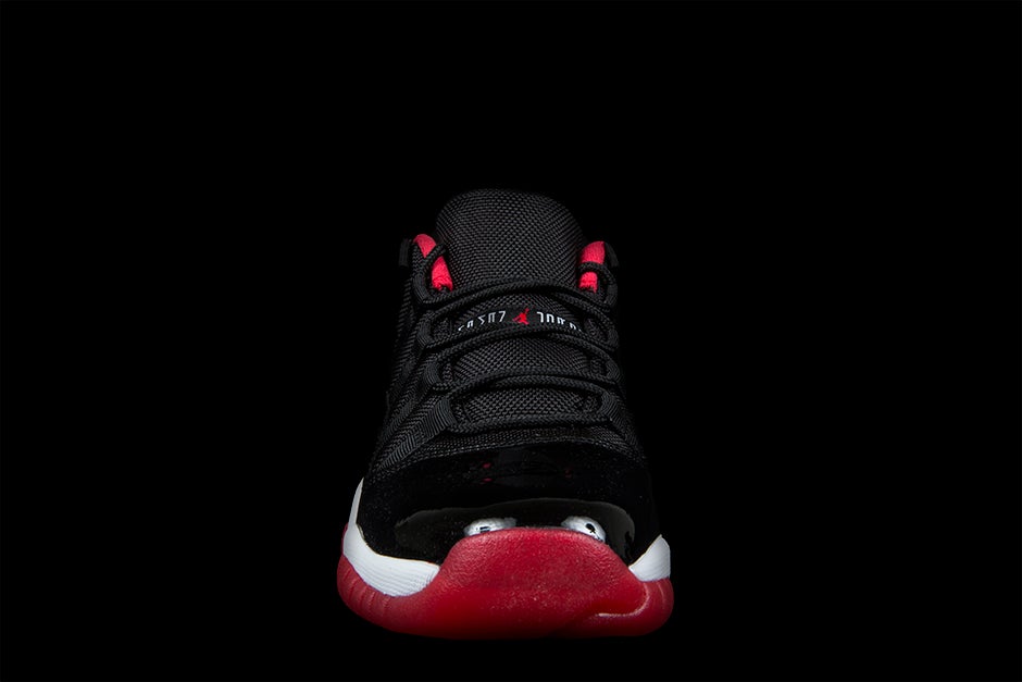 AIR JORDAN 11 RETRO LOW BG