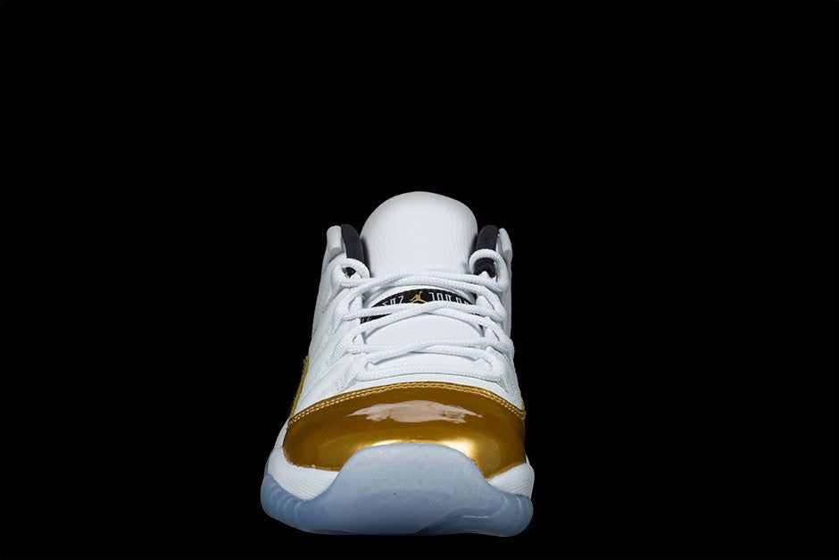 AIR JORDAN 11 RETRO LOW BG