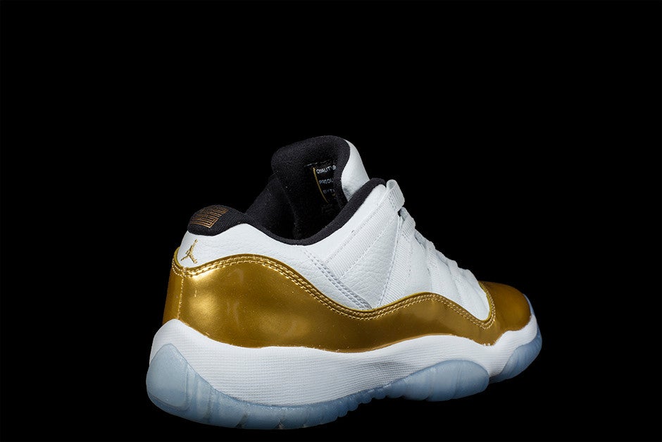 AIR JORDAN 11 RETRO LOW BG