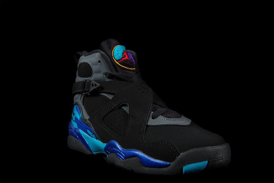 AIR JORDAN 8 RETRO BG