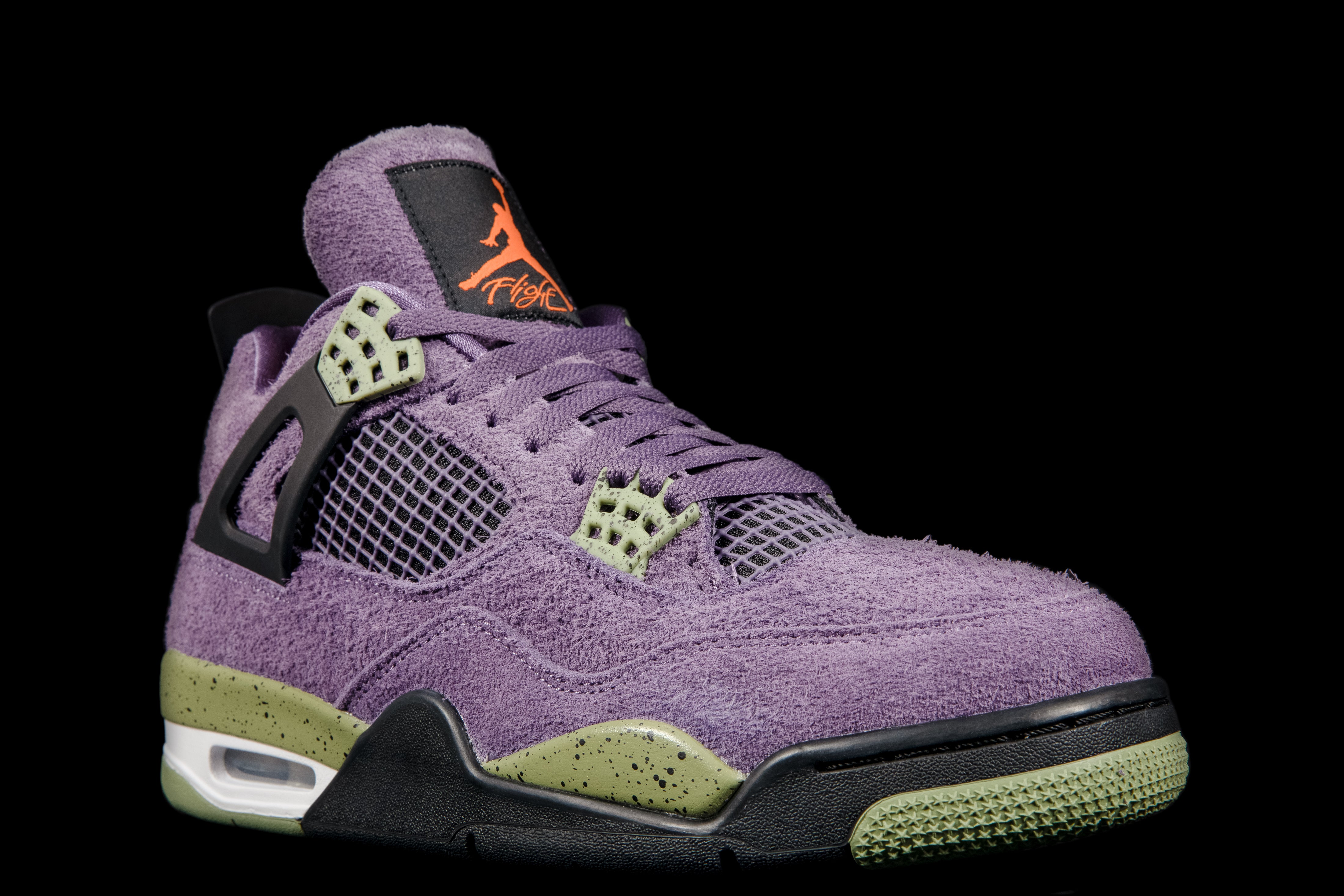 WOMENS AIR JORDAN 4 RETRO