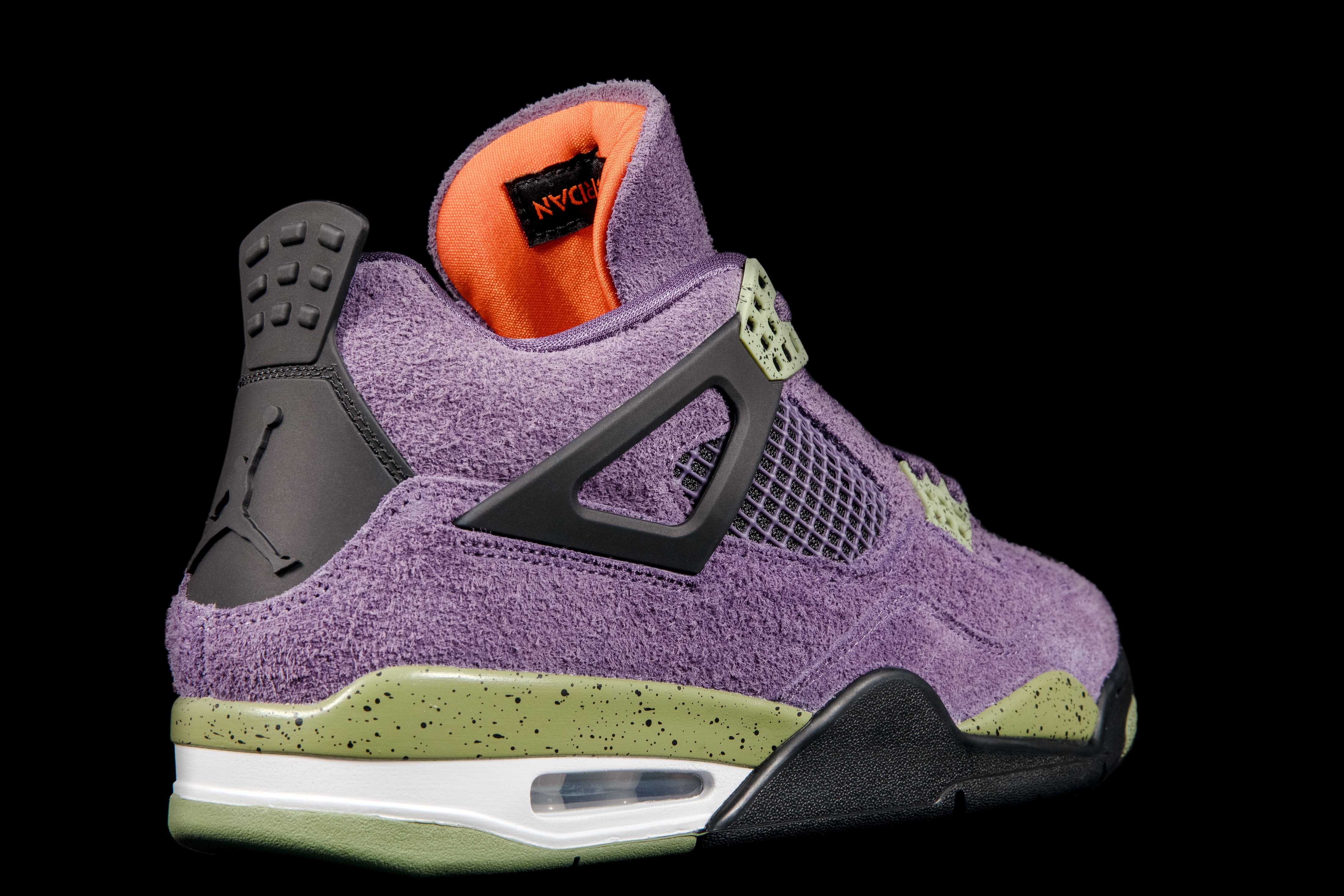 WOMENS AIR JORDAN 4 RETRO