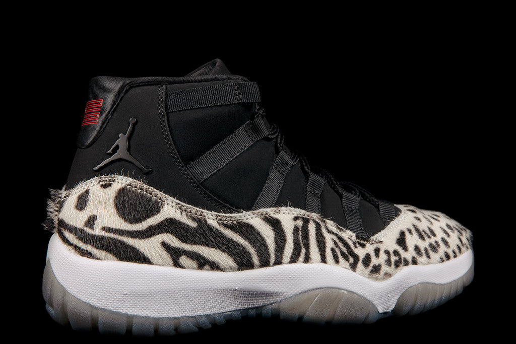 WOMENS AIR JORDAN 11 RETRO