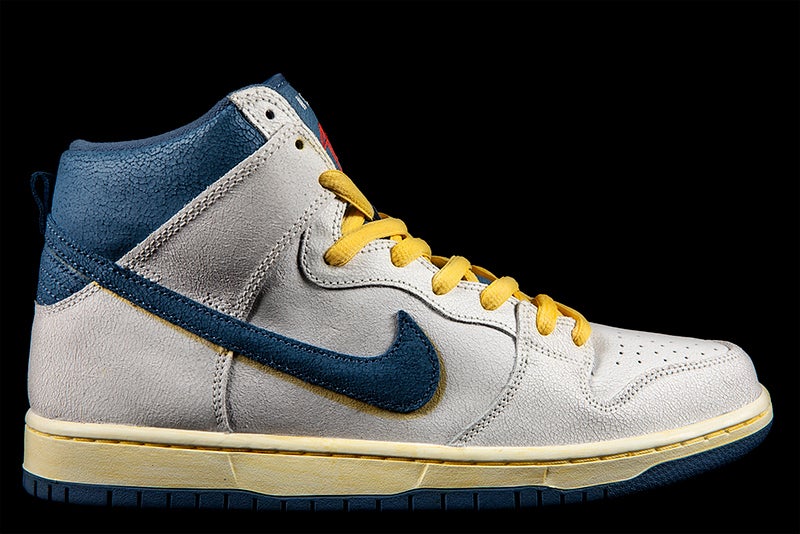 NIKE SB DUNK HIGH PRO QS