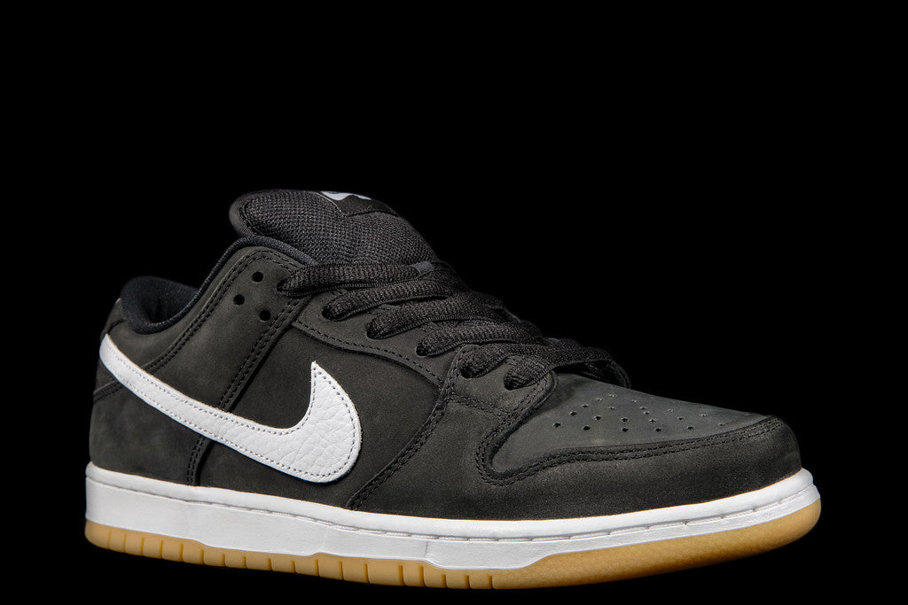 NIKE SB DUNK LOW PRO